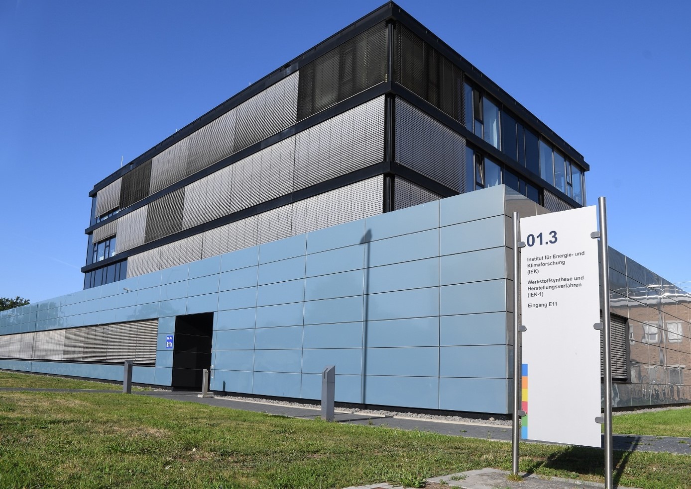Institute of Energy and Climate Research IEK-1 (Materials Synthesis and Processing)